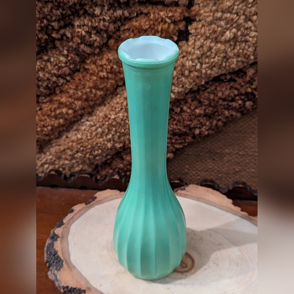 Vintage Other - Vintage CLG Co. White Milk Glass Ribbed Tapered Long Stem Bud Vase 8 3/4" Green